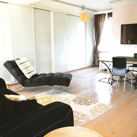 Beautiful Unique 1 Bedroom