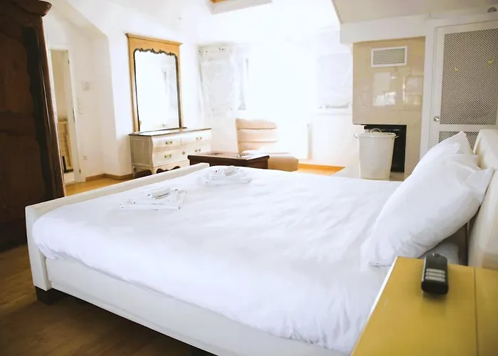 Beautiful Unique 1 Bedroom Luxemburg