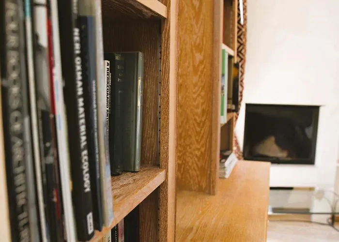 Apartment Beautiful Unique 1 Bedroom *